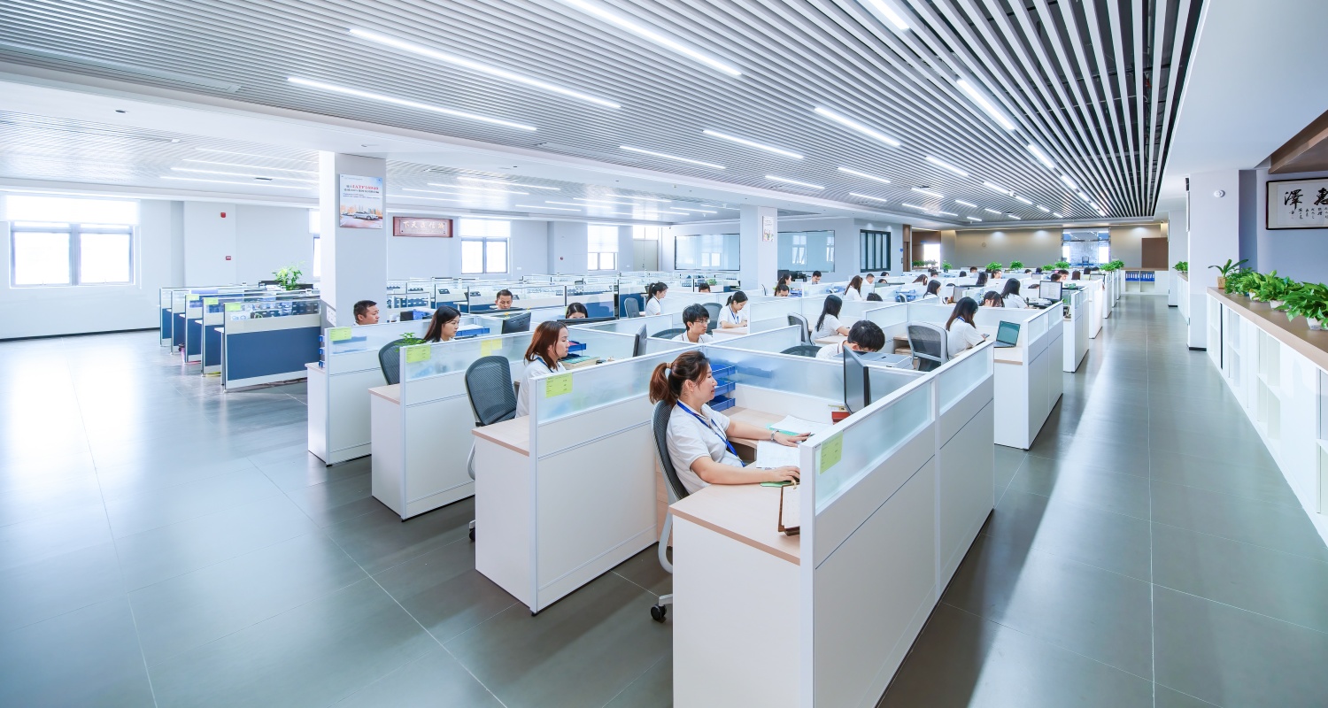 1782130387199134.jpg 办公室.jpg